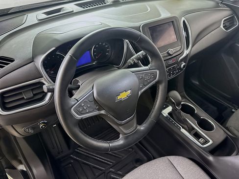 Used 2023 Chevrolet Equinox LT AWD/4WD image 12