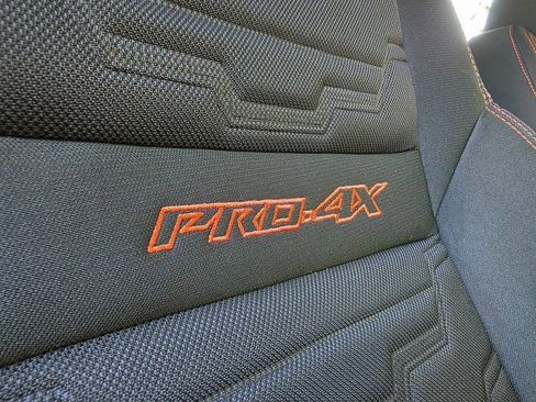 New 2026 Nissan Frontier PRO-4X w/ Pro-4x Convenience Package image 14