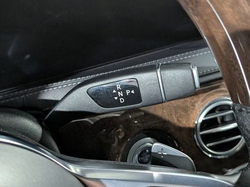 Used 2019 Mercedes-Benz S 450 4MATIC Sedan w/ Premium Package image 32