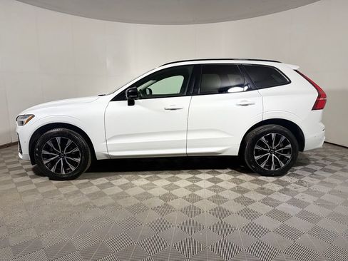 Used 2024 Volvo XC60 B5 Plus w/ Protection Package Premier AWD/4WD image 3