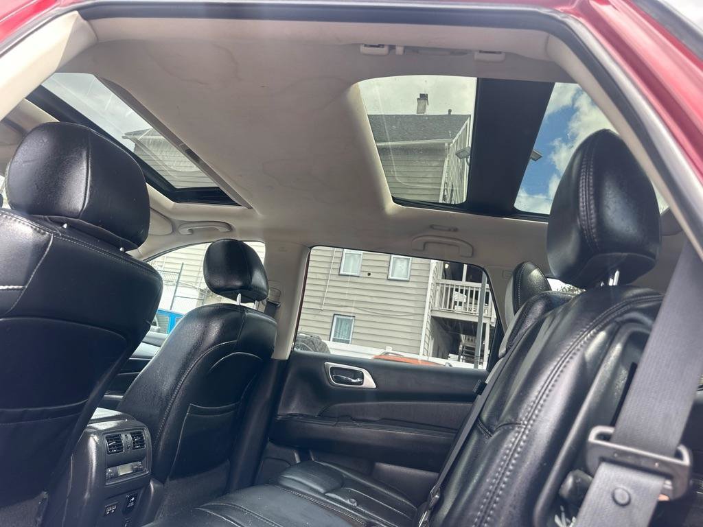 Used 2017 Nissan Pathfinder SL w/ SL Premium Package AWD/4WD image 25