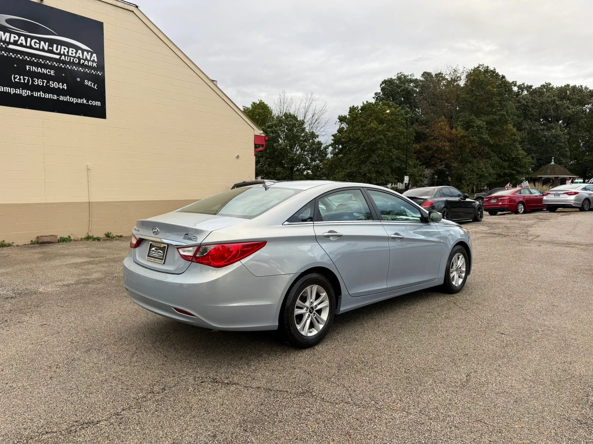 Used 2012 Hyundai Sonata GLS w/ Popular Equipment Pkg FWD image 7