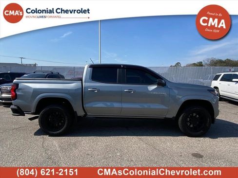Used 2024 Chevrolet Colorado LT w/ LT Convenience Package image 2