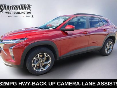 Used 2025 Chevrolet Trax LT