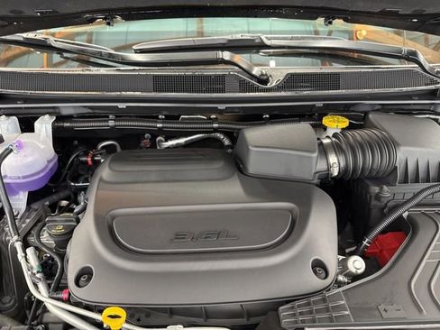 New 2026 Chrysler Pacifica Select image 44