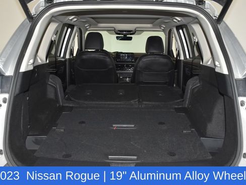 Used 2023 Nissan Rogue SL w/ SL Premium Package FWD image 32