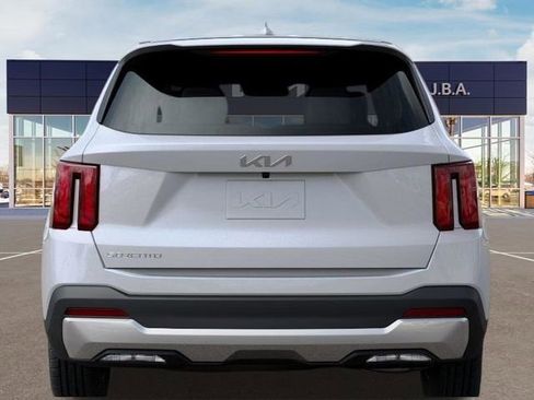 New 2026 Kia Sorento LX FWD image 13