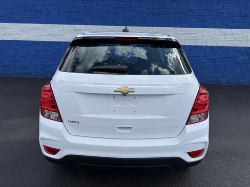 Used 2019 Chevrolet Trax LS image 17