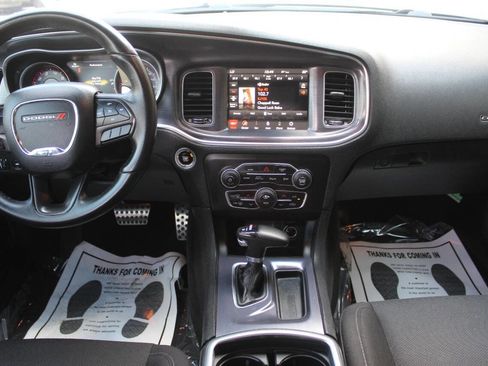 Used 2018 Dodge Charger R/T Scat Pack w/ Dynamics Package image 23