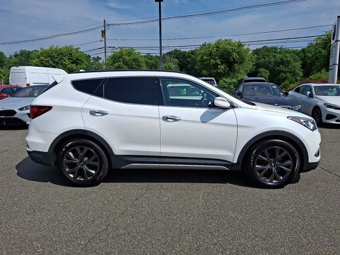 Used 2018 Hyundai Santa Fe Sport w/ 2.0T Ultimate Tech Package 05 AWD/4WD image 8