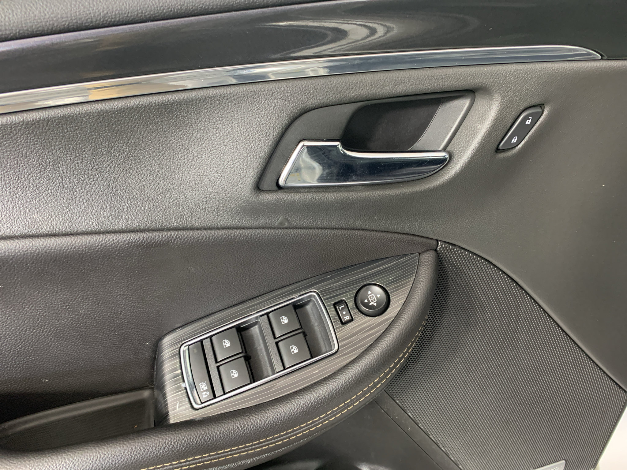 Used 2020 Chevrolet Impala Premier FWD image 14