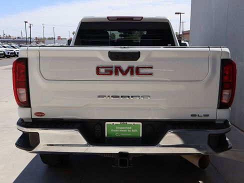 Used 2023 GMC Sierra 2500 SLE w/ SLE Value Package; AWD/4WD image 4