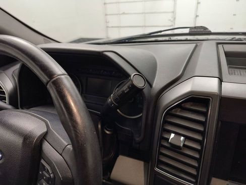 Used 2018 Ford F150 XLT w/ Equipment Group 302A Luxury image 23