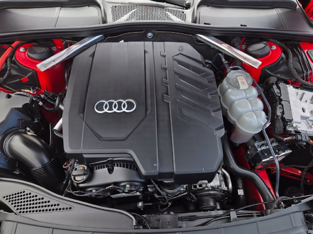 Used 2022 Audi A4 2.0T Premium Plus AWD/4WD image 34