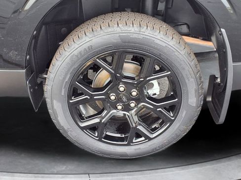 New 2026 Ford Maverick Lariat w/ Black Appearance Package AWD/4WD image 18