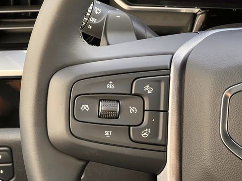 New 2026 GMC Sierra 1500 SLT image 14