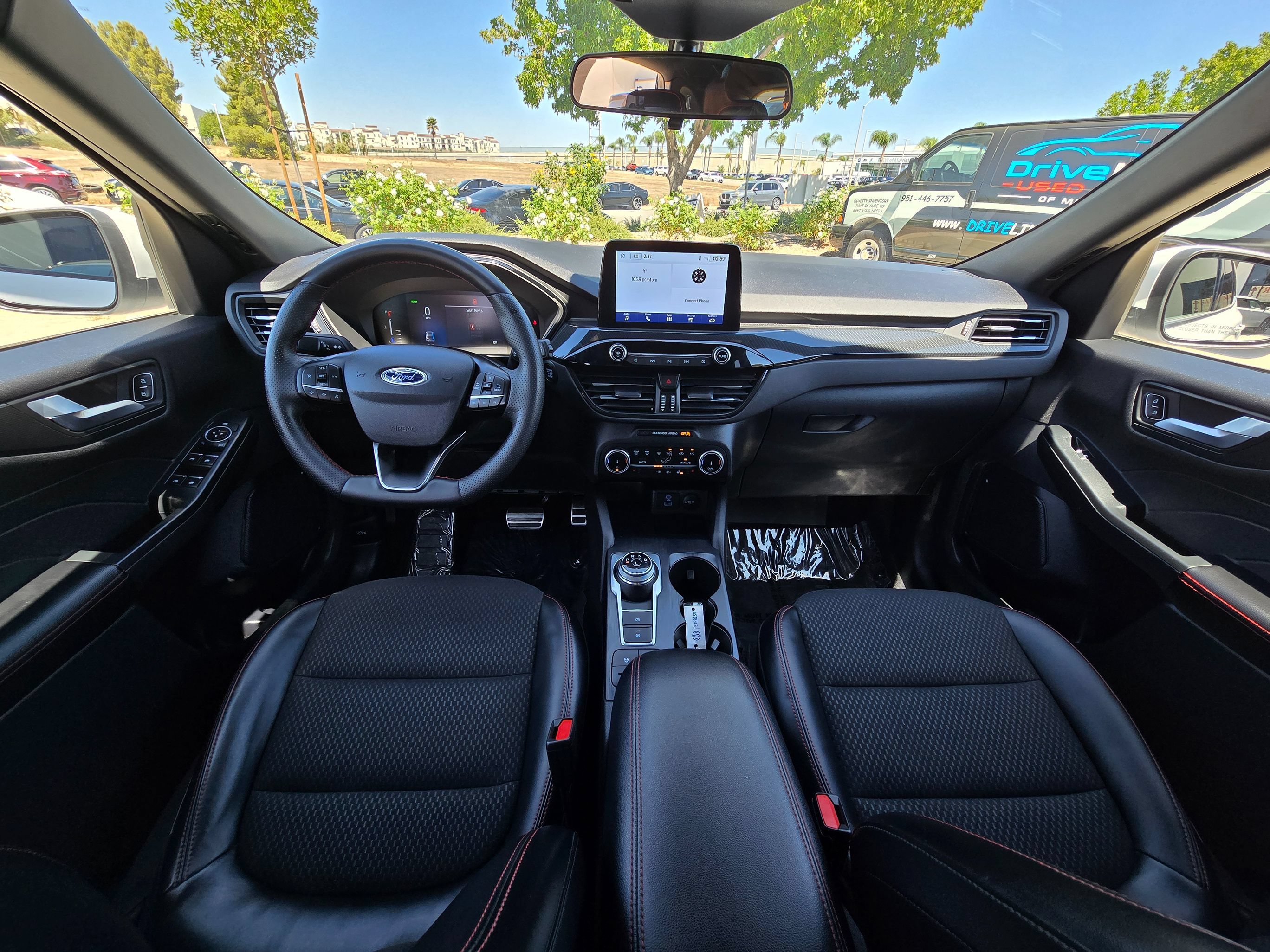 Used 2023 Ford Escape ST-Line Select AWD/4WD image 23