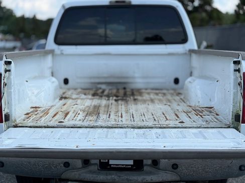 Used 2005 Ford F250 XL AWD/4WD image 25