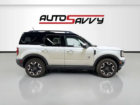 Used 2022 Ford Bronco Sport Outer Banks w/ Tech Package AWD/4WD image 8