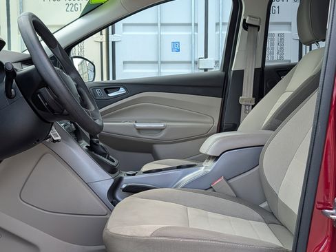 Used 2014 Ford Escape SE w/ Equipment Group 201A FWD image 21