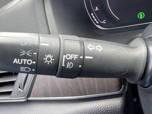 Used 2018 Honda Accord Touring image 17
