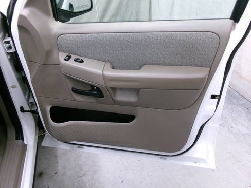 Used 2003 Ford Explorer Sport XLS AWD/4WD image 27