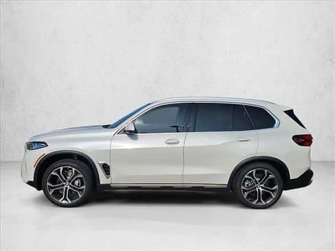 New 2026 BMW X5 xDrive40i image 7