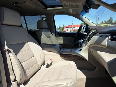 Used 2019 GMC Yukon XL Denali w/ Denali Ultimate Package AWD/4WD image 19