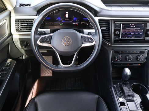 Used 2023 Volkswagen Atlas SE image 9
