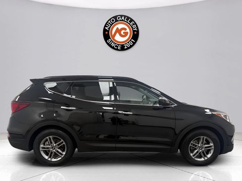 Used 2017 Hyundai Santa Fe Sport w/ 2.4L Tech Package 04 FWD image 8