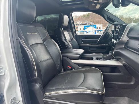 Used 2020 RAM 2500 Laramie image 30