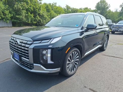Used 2023 Hyundai Palisade Calligraphy w/ Cargo Package AWD/4WD image 7