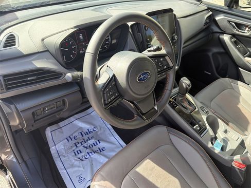 Used 2025 Subaru Crosstrek 2.5i Limited w/ Popular Package #3A image 11