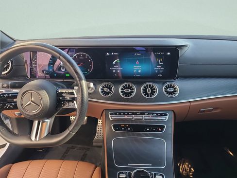 Used 2023 Mercedes-Benz E 450 Cabriolet image 17