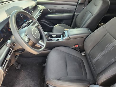 Used 2025 Hyundai Tucson SEL FWD image 9