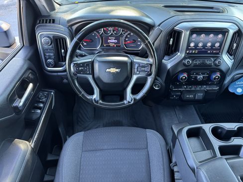 Certified 2023 Chevrolet Silverado 2500 LT w/ Convenience Package image 18