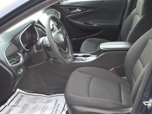Used 2022 Chevrolet Malibu LT FWD image 8