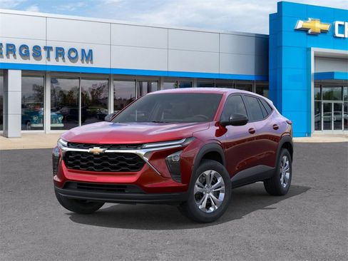 New 2026 Chevrolet Trax LS image 6