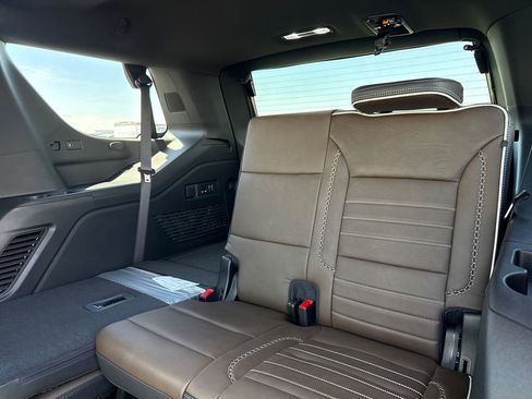 New 2026 GMC Yukon Denali Ultimate AWD/4WD image 34