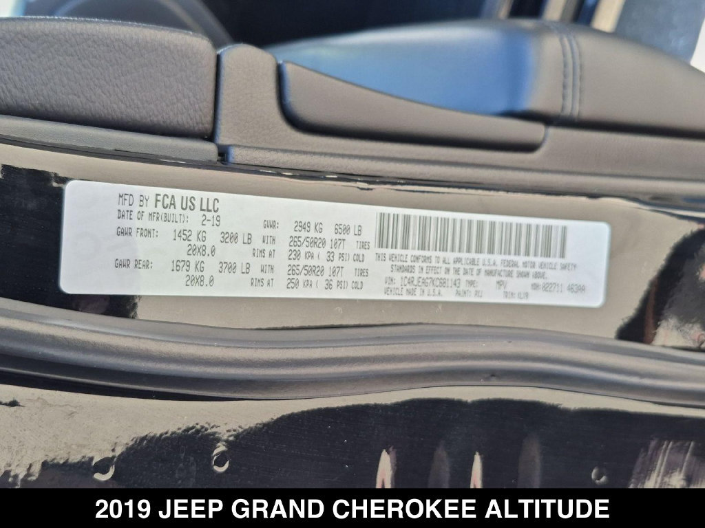 Used 2019 Jeep Grand Cherokee Altitude RWD image 27
