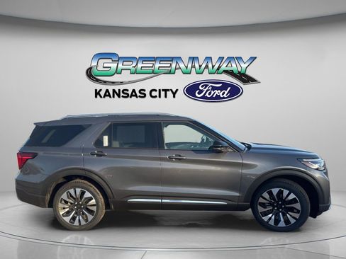 New 2026 Ford Explorer Platinum w/ LUX Leather Package image 4