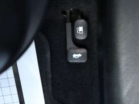 Used 2017 Kia Forte S w/ S Technology Package image 47