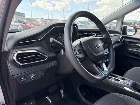 Used 2022 Chevrolet Bolt LT FWD image 22