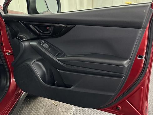Used 2018 Subaru Crosstrek 2.0i Premium AWD/4WD image 32