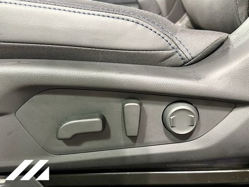 New 2026 Subaru Forester Premium image 19