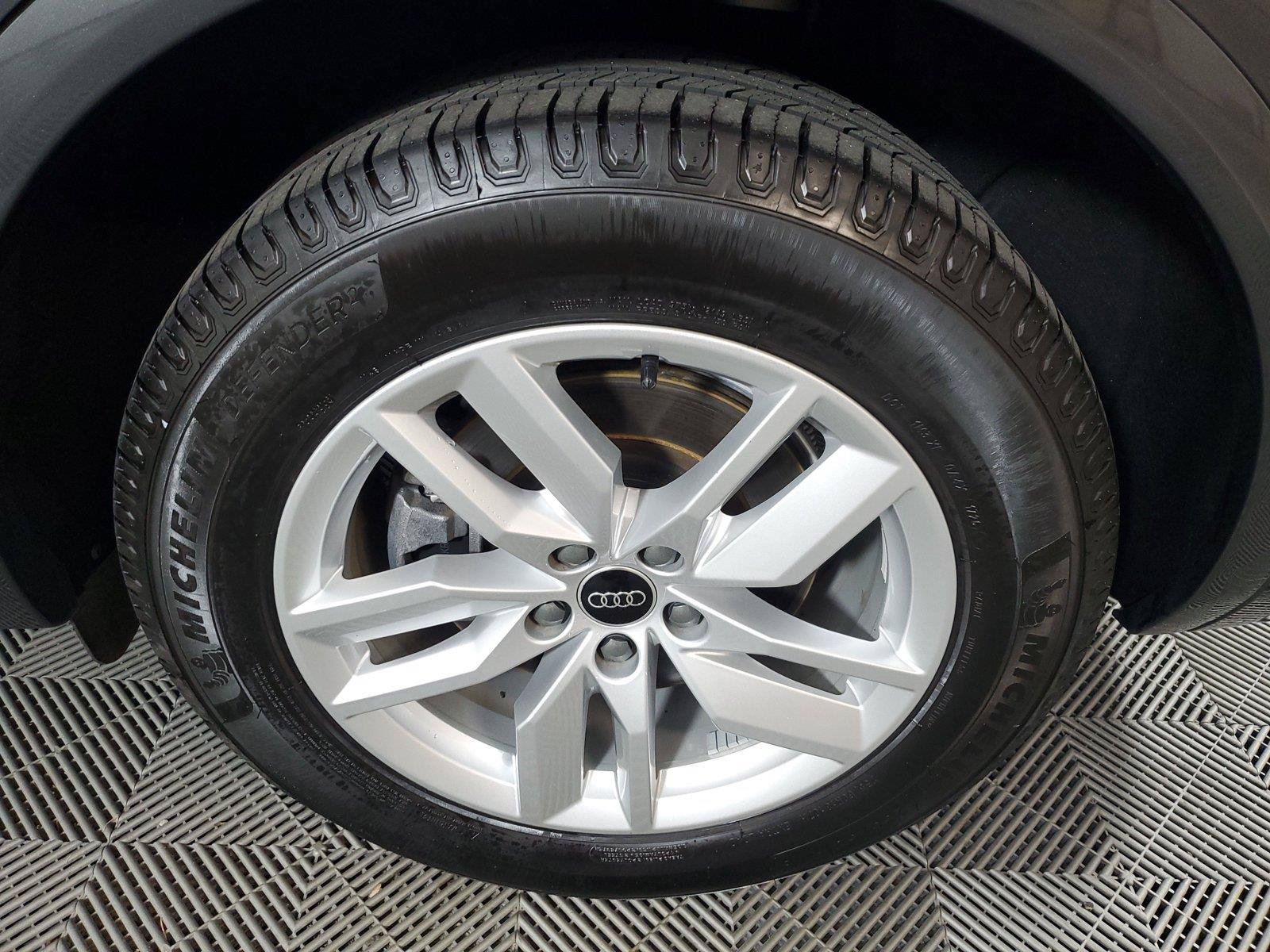 Used 2023 Audi Q5 2.0T Premium AWD/4WD image 11