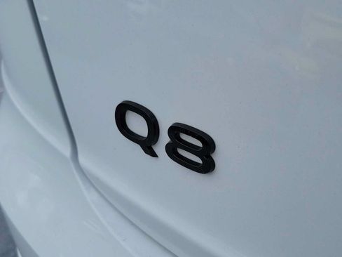 Certified 2025 Audi Q8 Prestige w/ Prestige Package AWD/4WD image 12