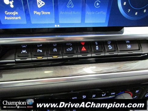 Certified 2025 Chevrolet Silverado 1500 LTZ image 38