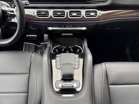 Certified 2025 Mercedes-Benz GLS 450 4MATIC image 23