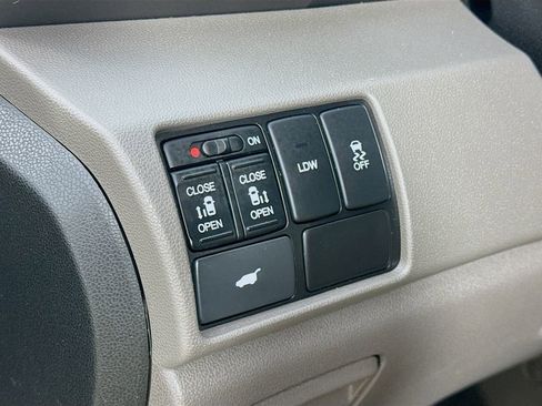 Used 2015 Honda Odyssey EX-L image 12